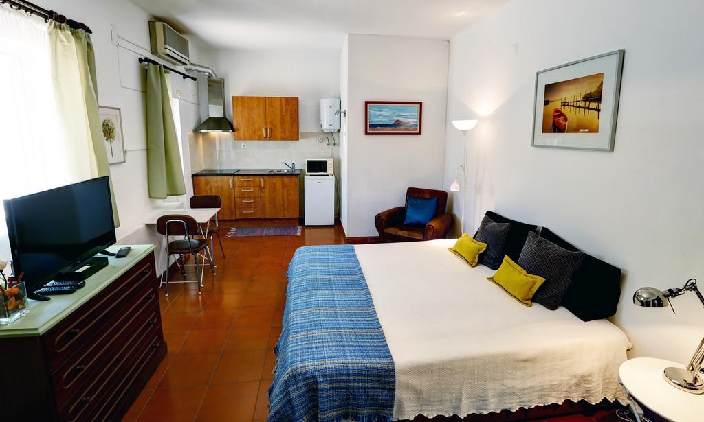 Alojamentos Oasis Мертола Номер фото